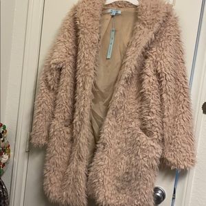 Fluffy teddy hooded beige sweater jacket